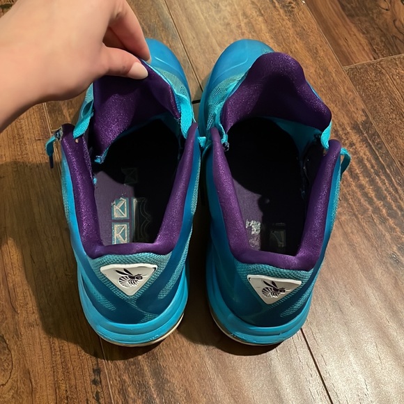 Lebron 9 low tops NIKE RARE - Picture 4 of 6